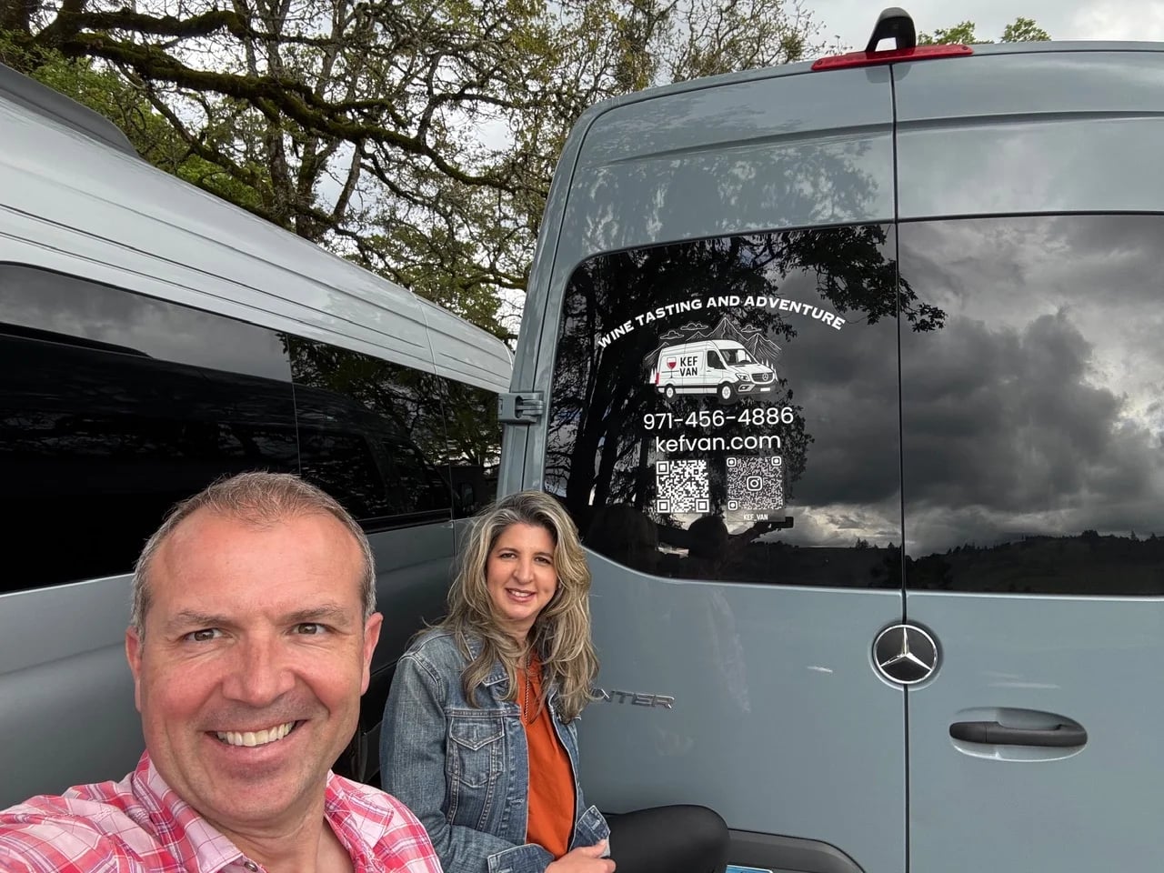 KEF Van tour group at a vineyard in Oregon