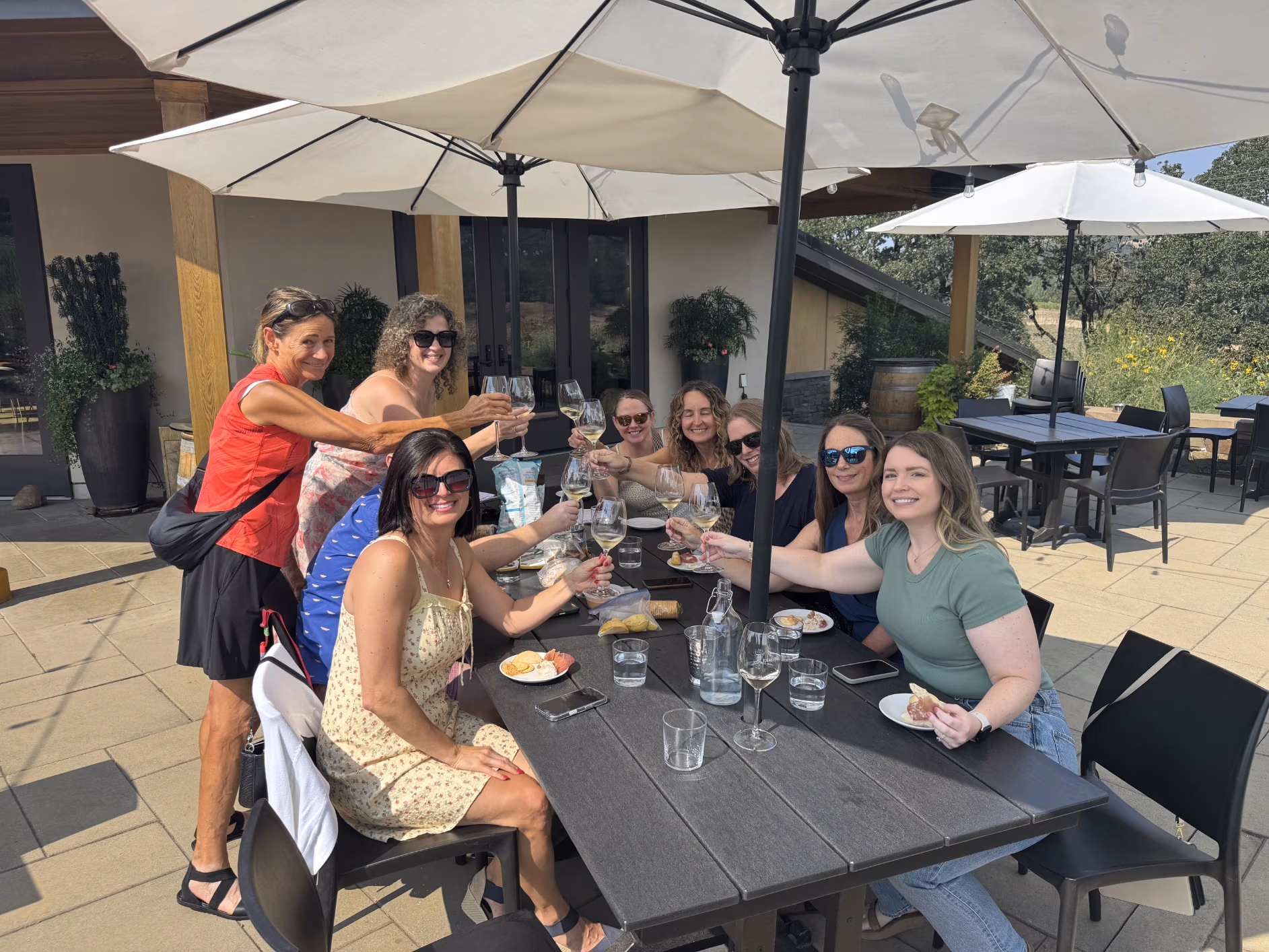 Wine tour group Oregon KEF Van