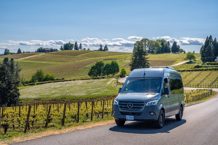 Oregon wine tour KEF Van group