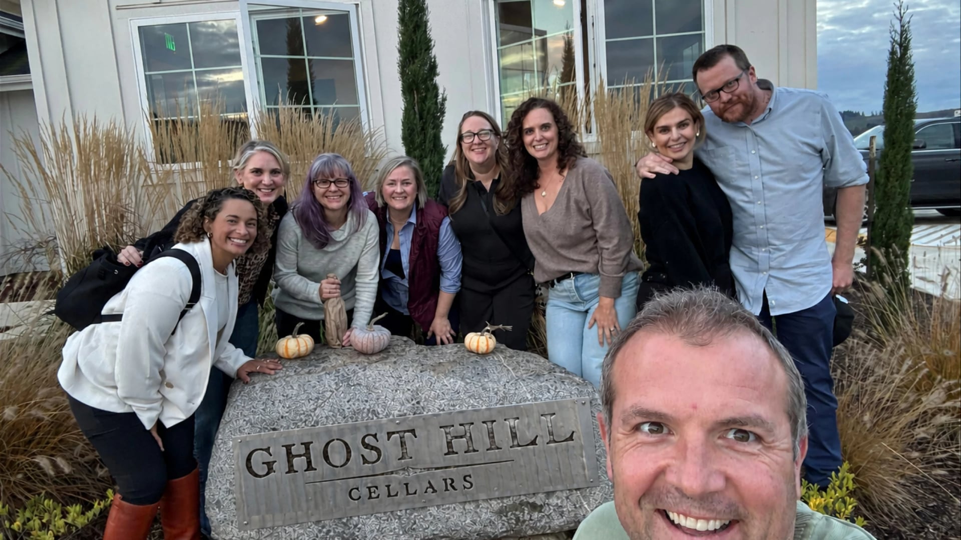 KEF Van Oregon wine tour